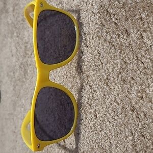 NWOT! Varsity Spirit yellow sunglasses